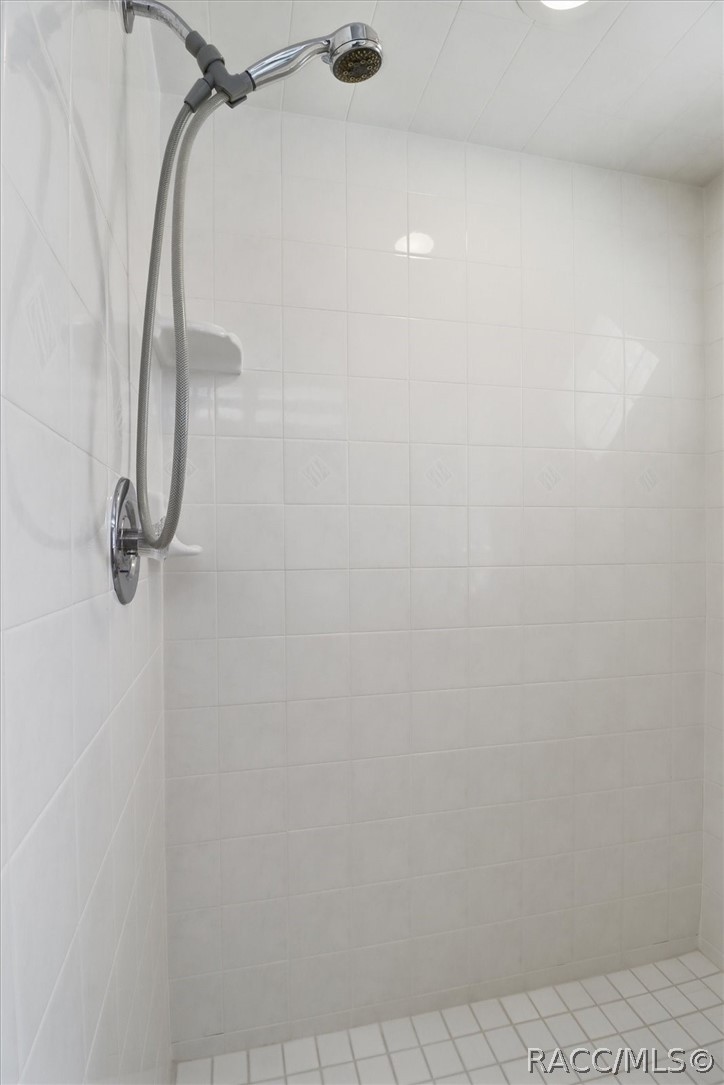 4474 W Horseshoe Drive