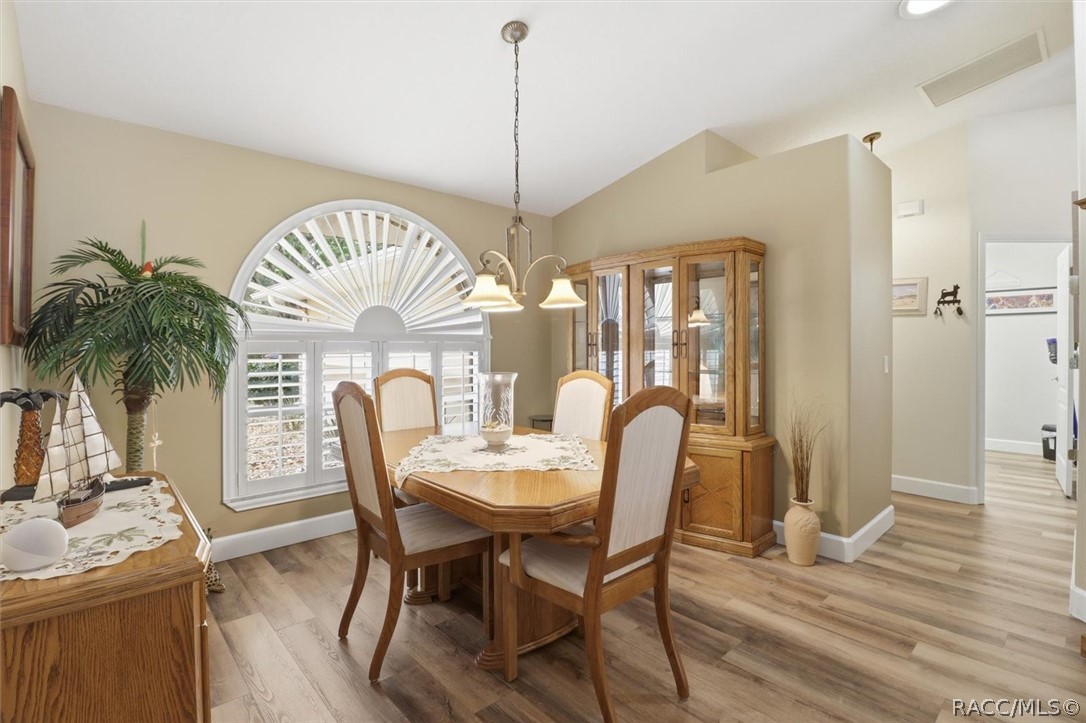 4474 W Horseshoe Drive