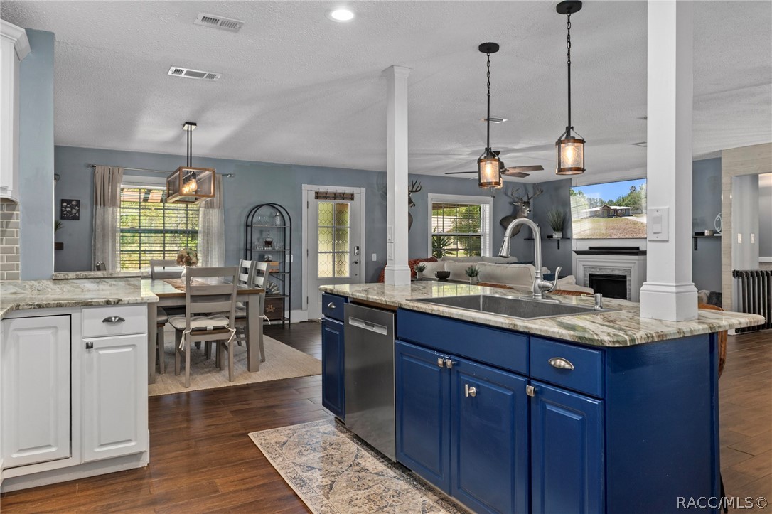 7950 W Inn Lane