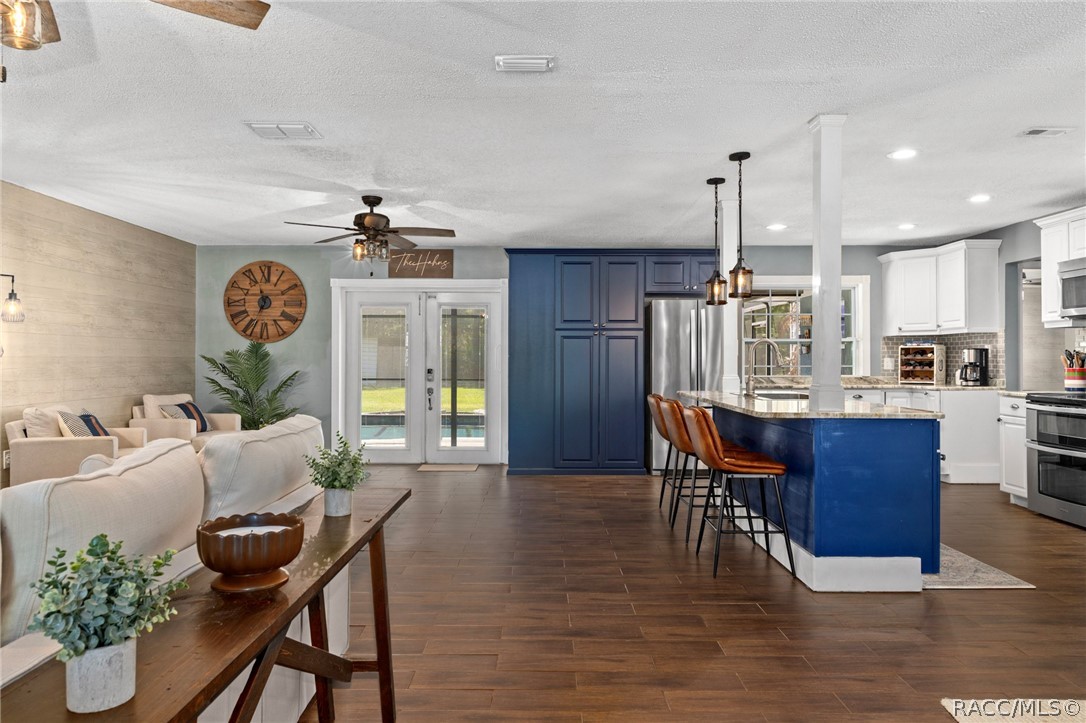 7950 W Inn Lane