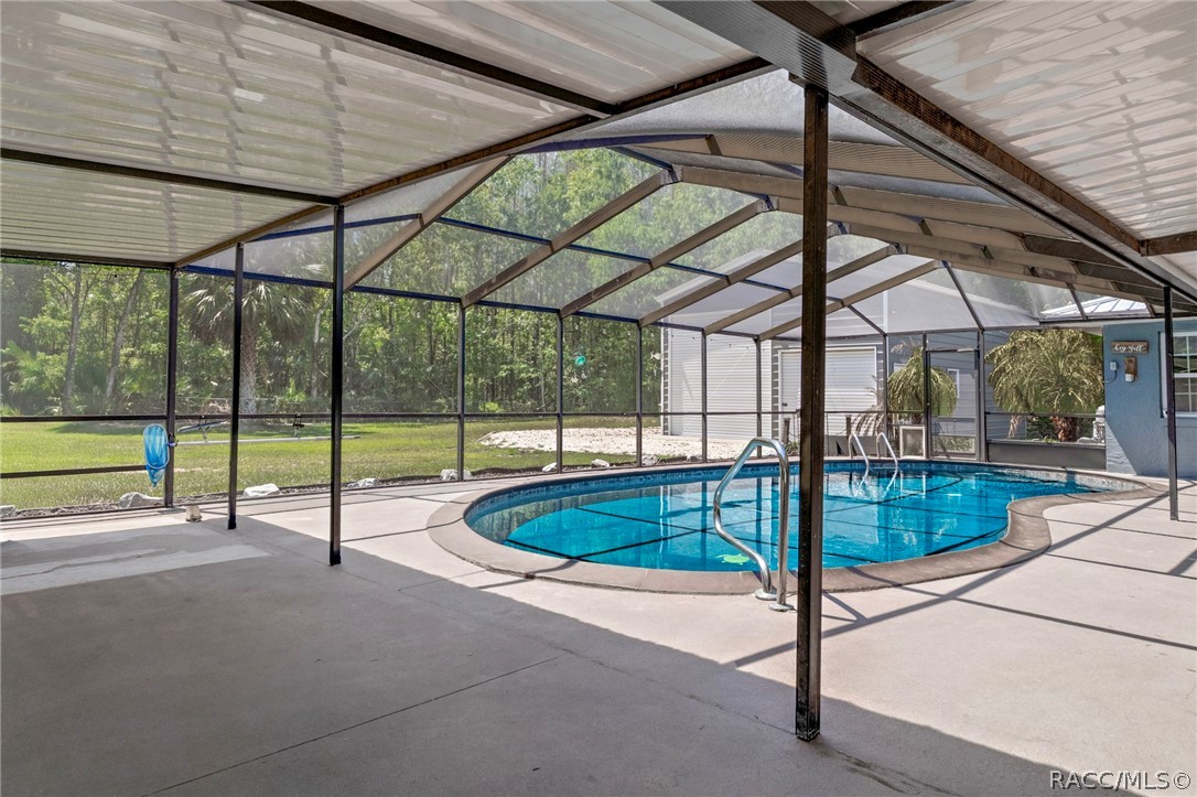 7950 W Inn Lane