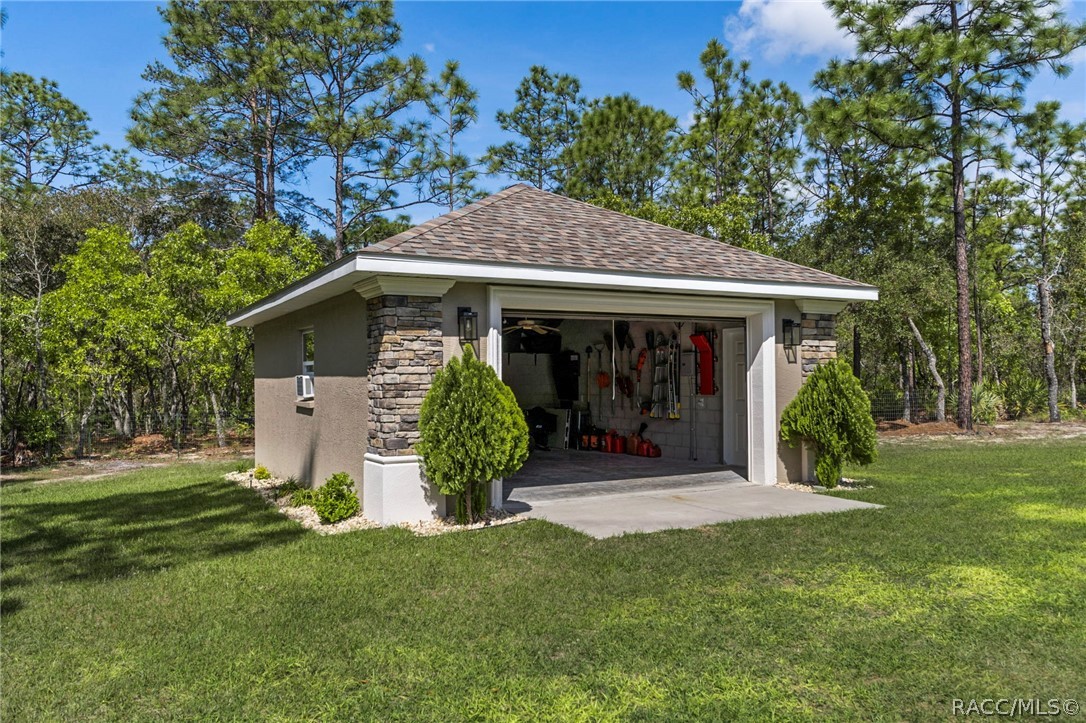 4268 N Saddletree Drive