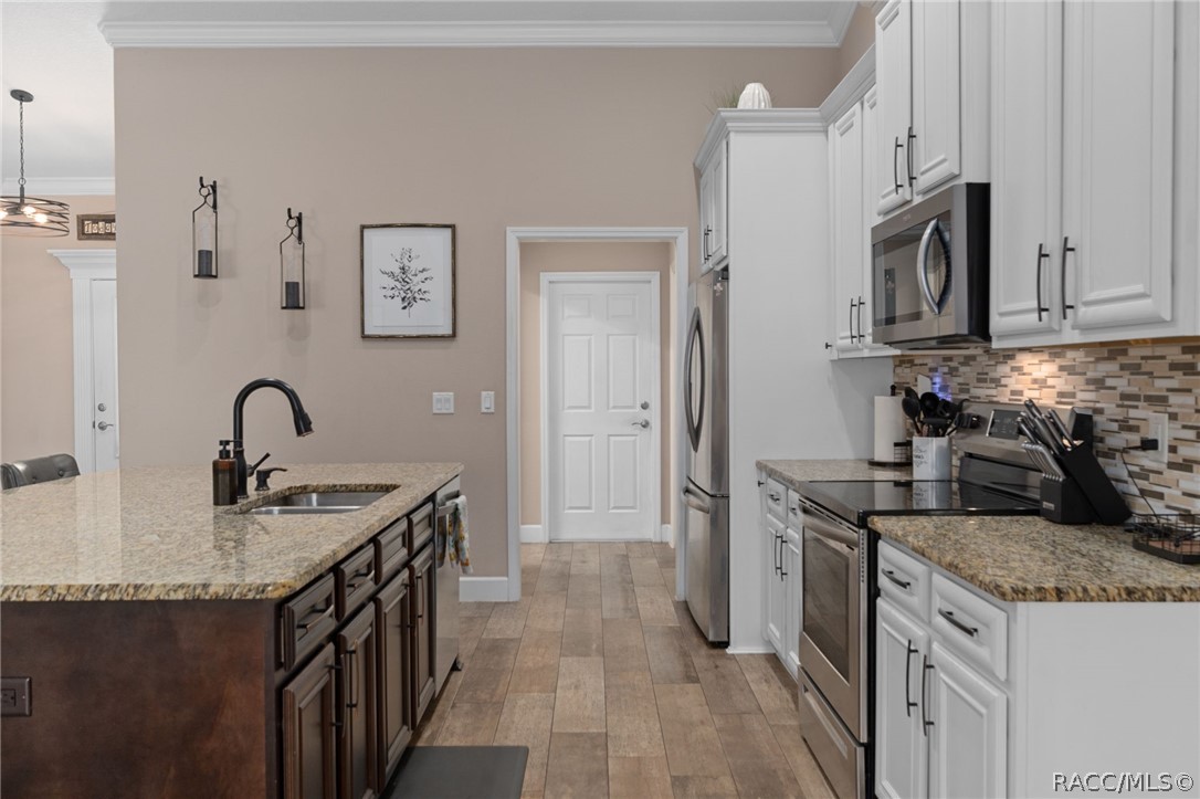 4268 N Saddletree Drive