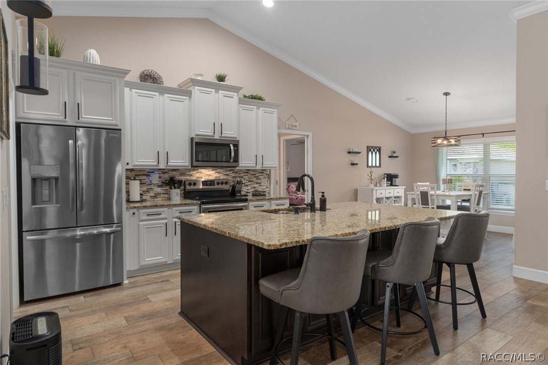 4268 N Saddletree Drive