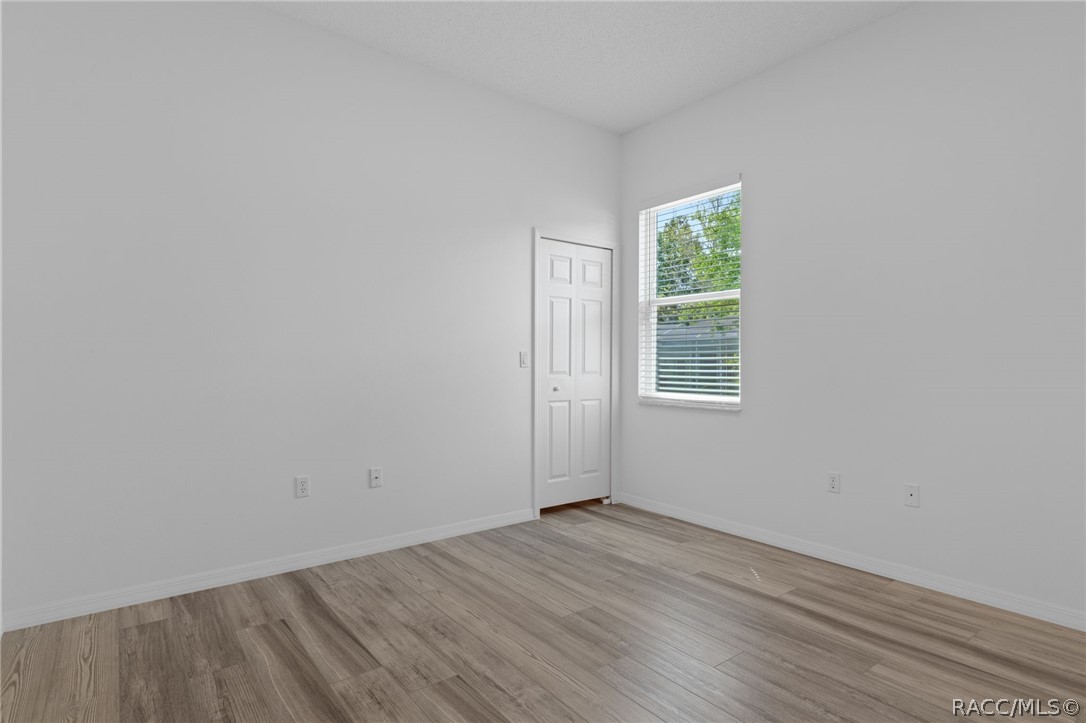 199 N Crystal Meadow Path