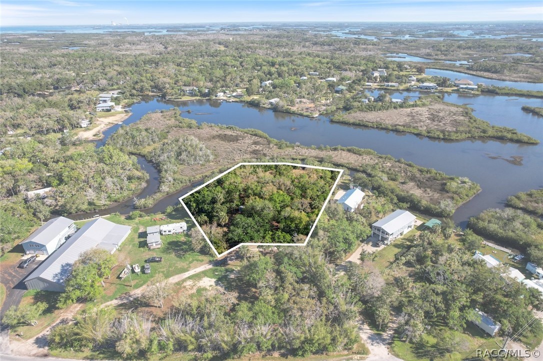 1465 S Surf Loop