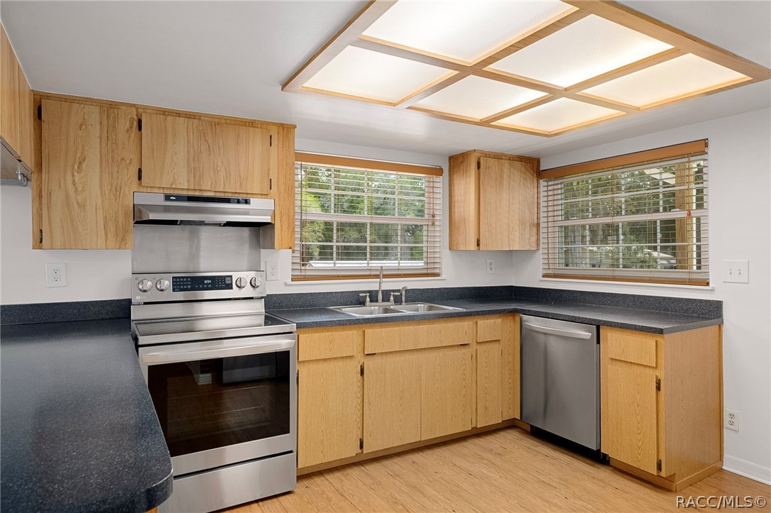 5447 S Boulevard Drive