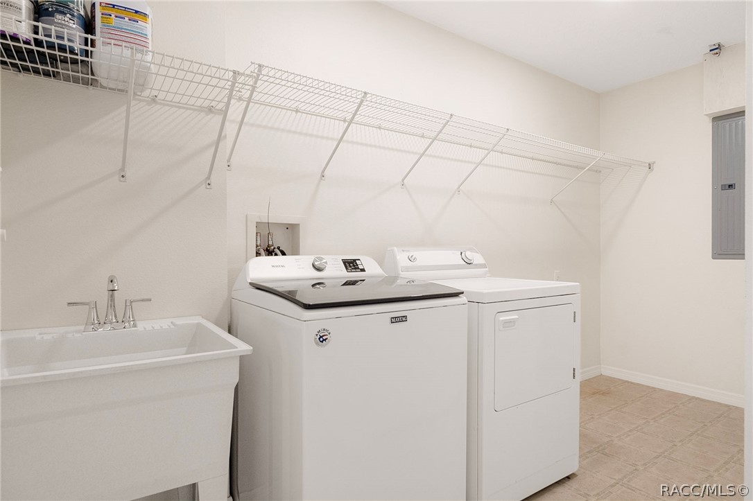 5447 S Boulevard Drive