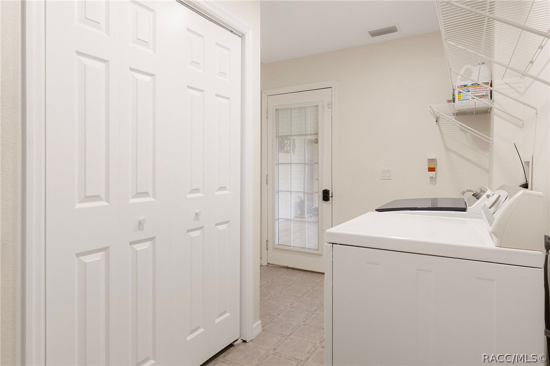 5447 S Boulevard Drive