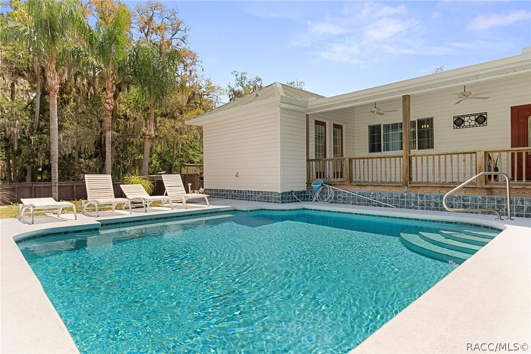 5447 S Boulevard Drive