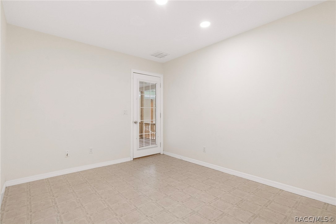 5447 S Boulevard Drive