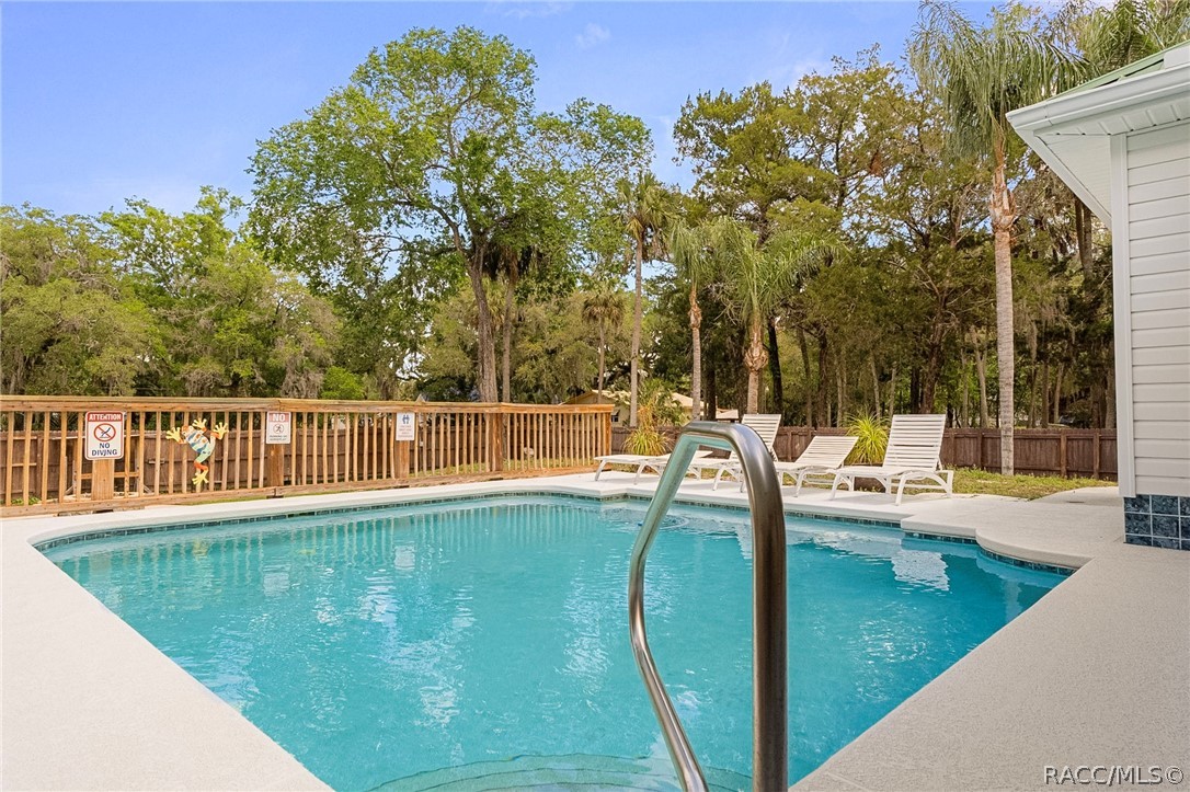 5447 S Boulevard Drive