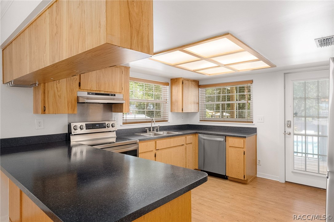 5447 S Boulevard Drive