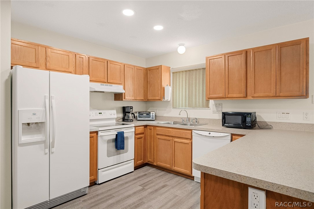 5447 S Boulevard Drive