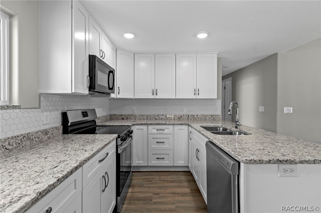 6952 W Barbara Ann Lane