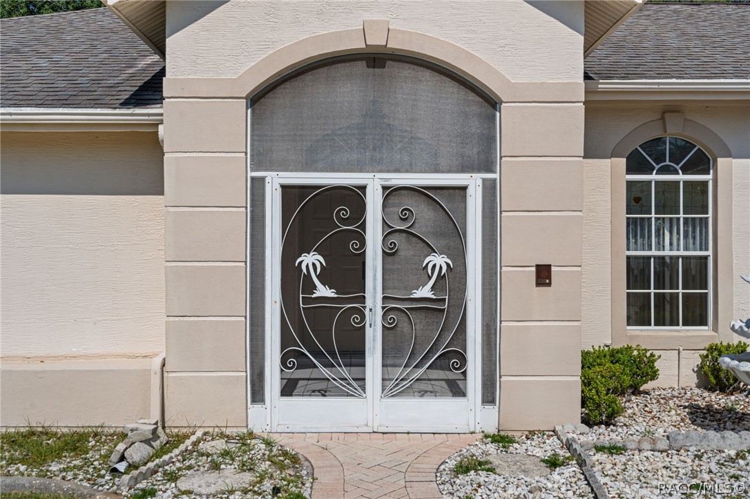 1241 Persian Avenue