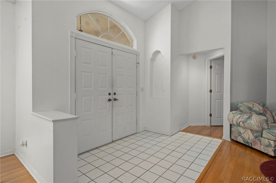 1241 Persian Avenue