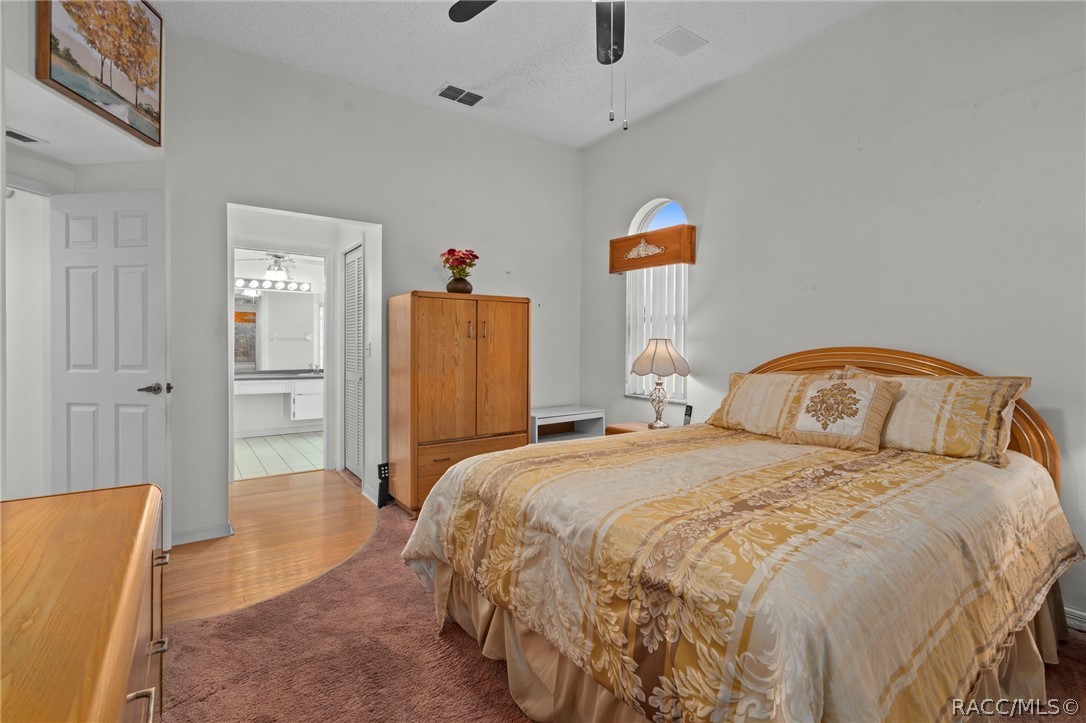 1241 Persian Avenue