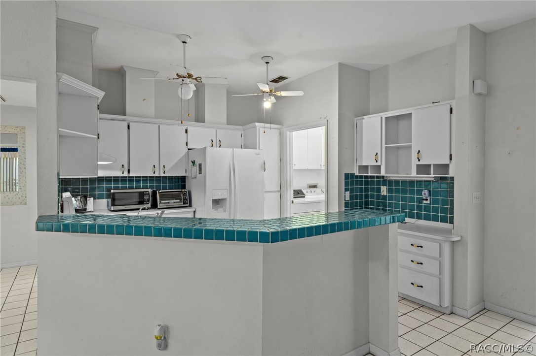 1241 Persian Avenue