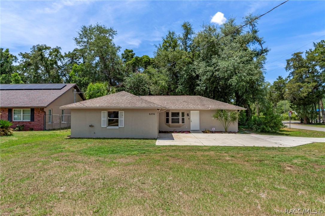 6236 W Pinedale Circle
