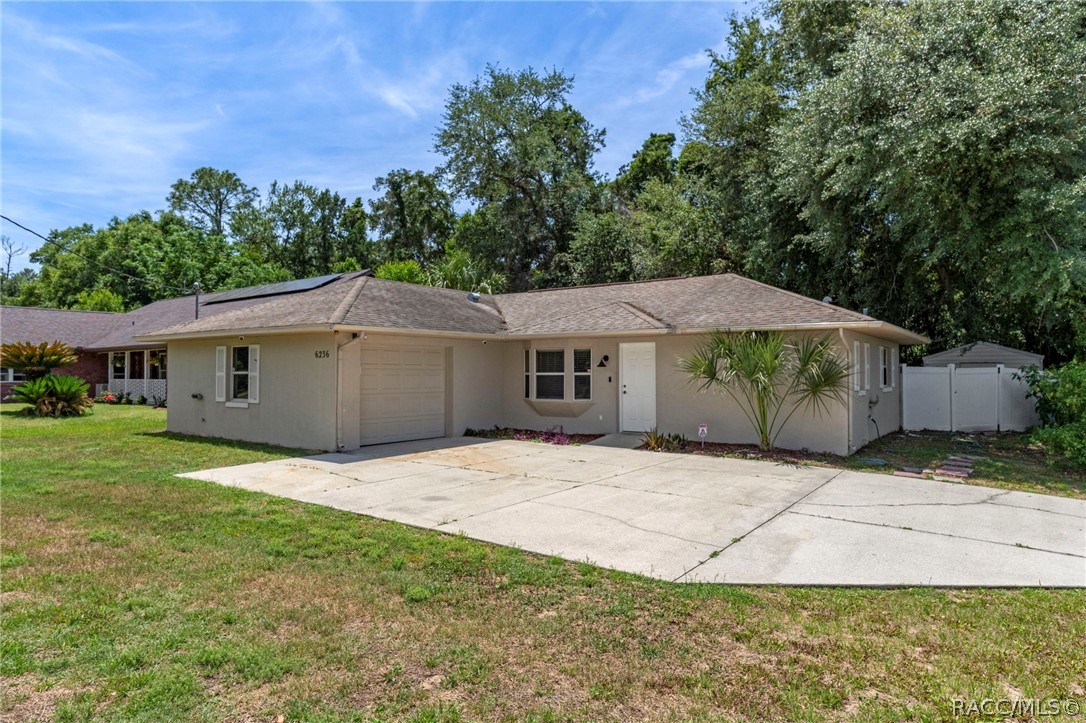 6236 W Pinedale Circle