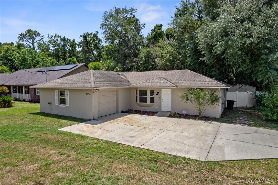 6236 W Pinedale Circle