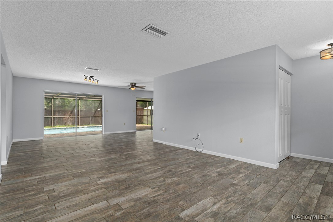 9180 N Fawn Way