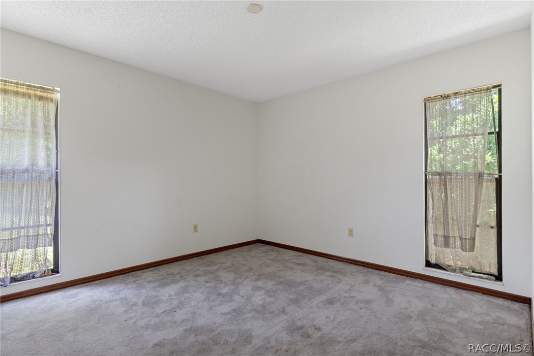 2809 W Cypress Drive