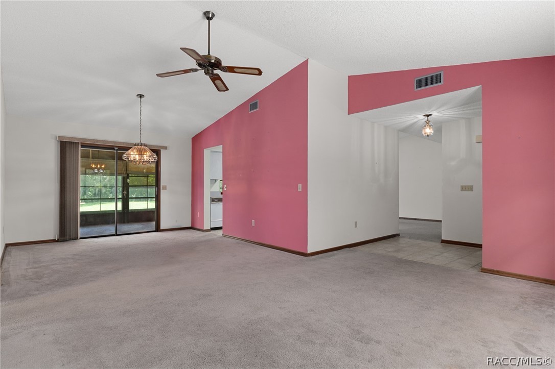 2809 W Cypress Drive