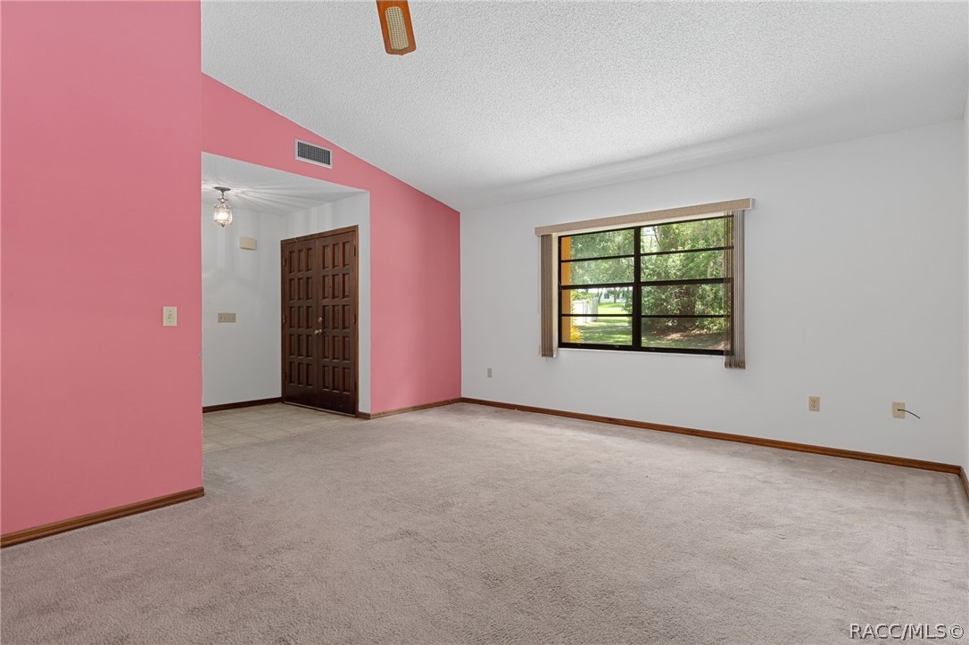 2809 W Cypress Drive