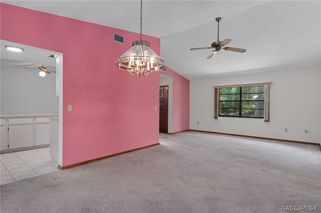 2809 W Cypress Drive