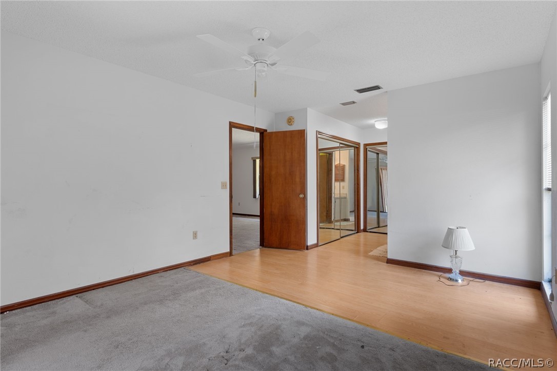 2809 W Cypress Drive