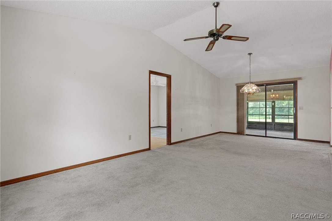 2809 W Cypress Drive