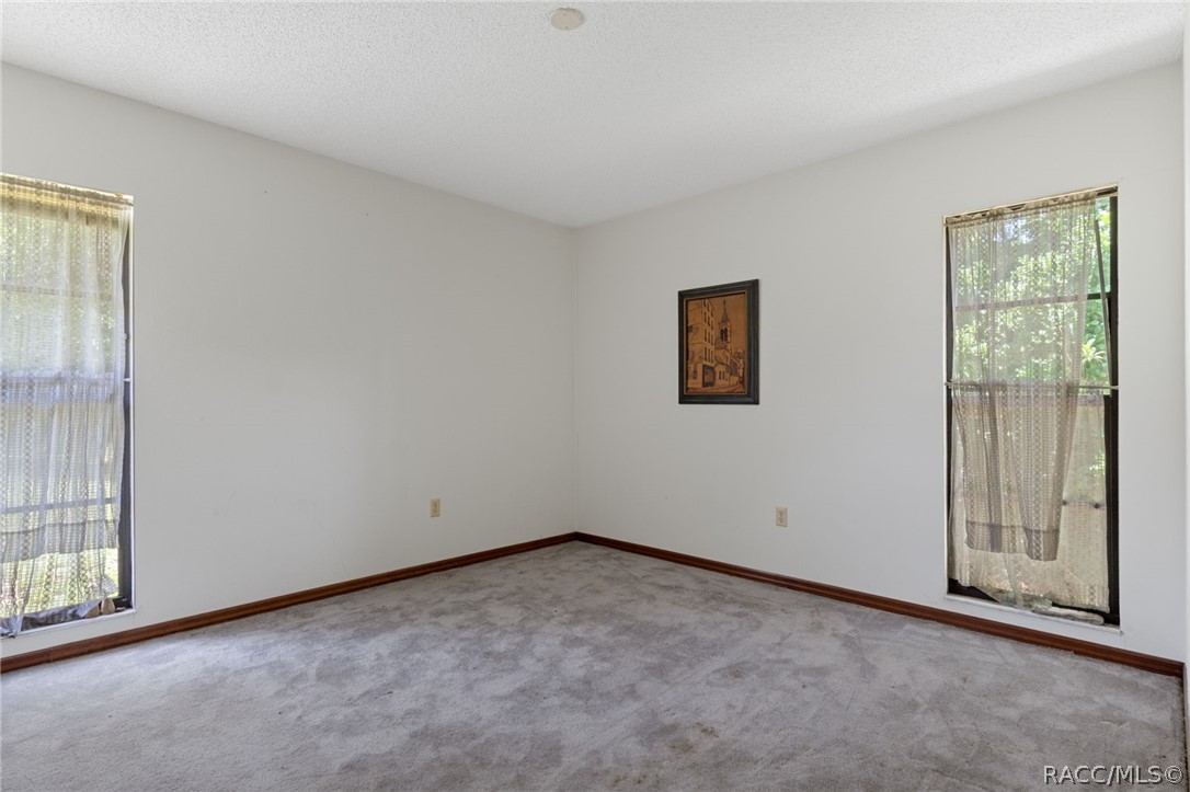2809 W Cypress Drive