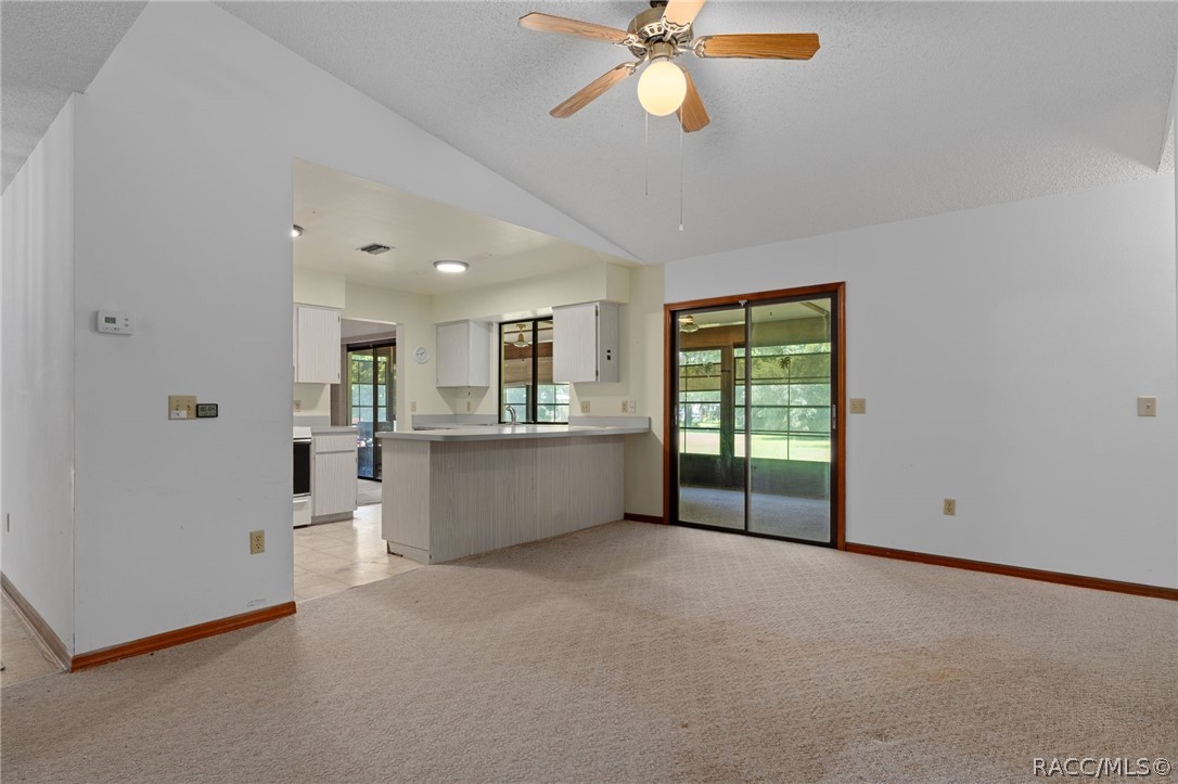 2809 W Cypress Drive