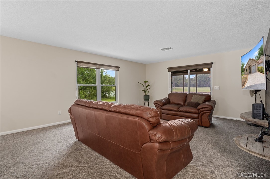 60 Golfview Court