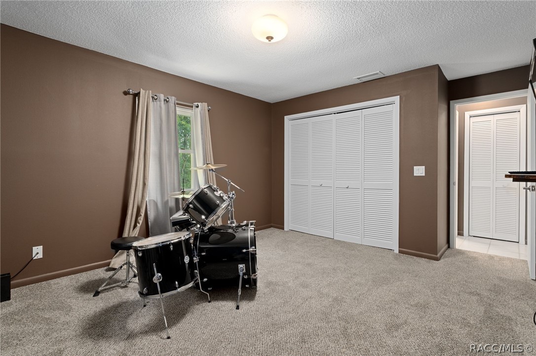 60 Golfview Court