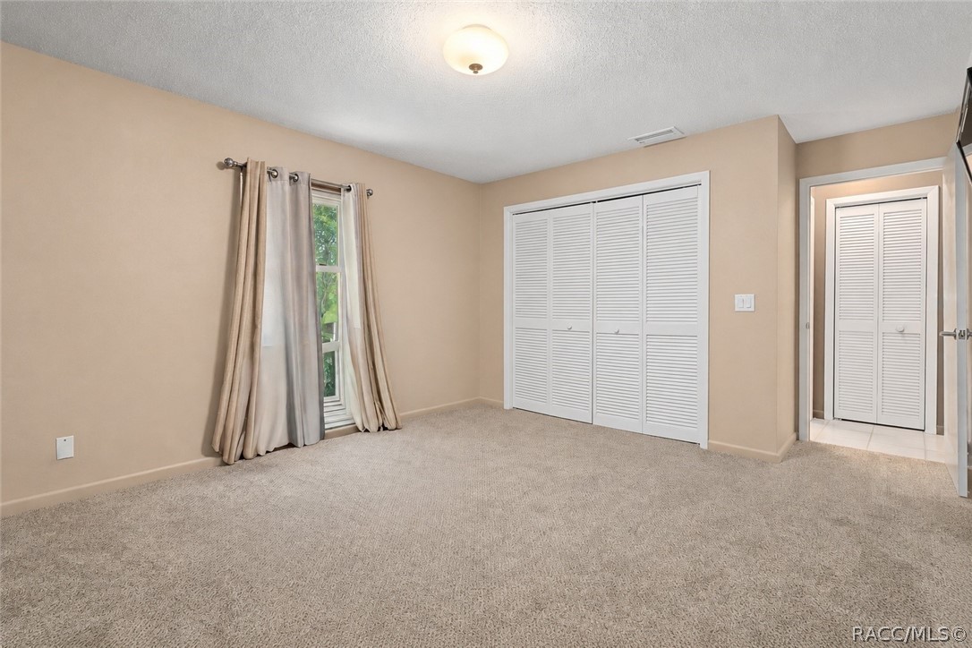 60 Golfview Court