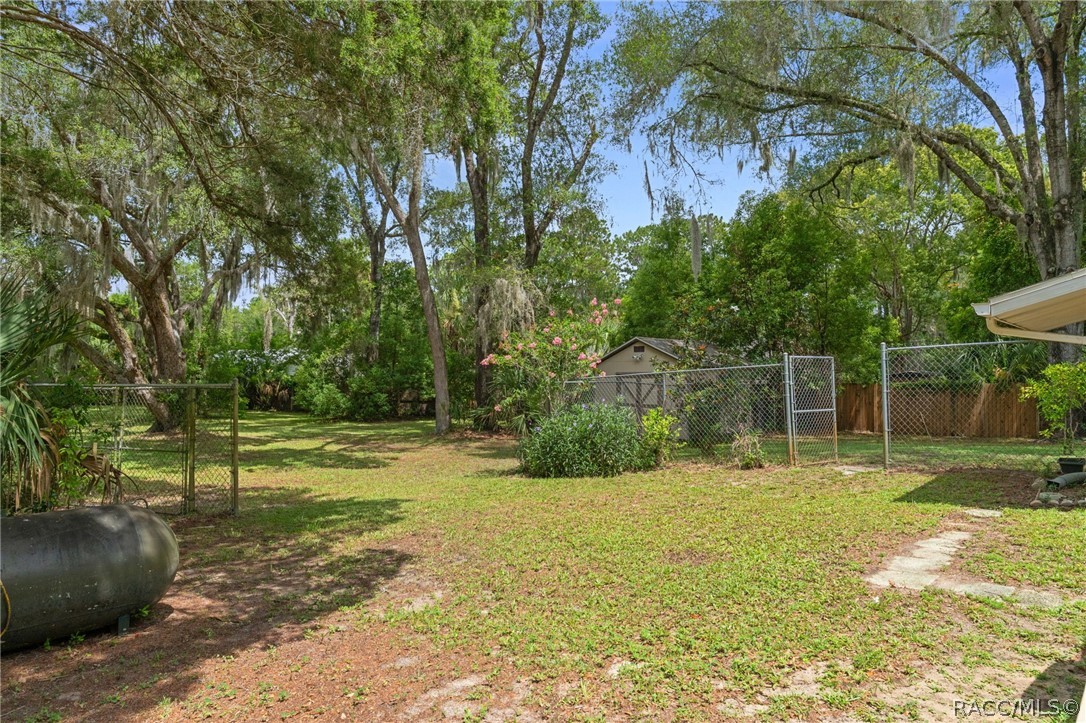 5931 N Brookgreen Drive