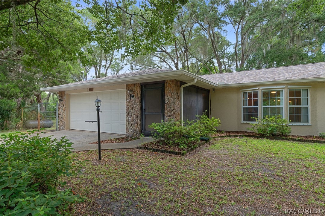 5931 N Brookgreen Drive