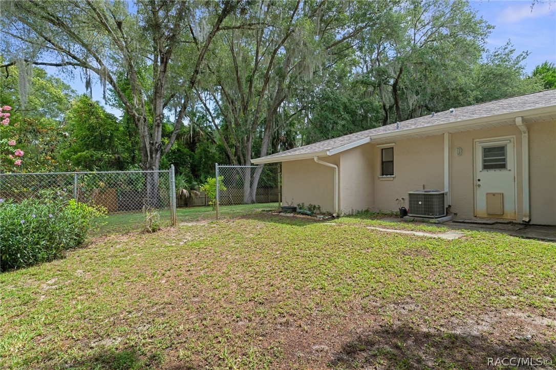 5931 N Brookgreen Drive