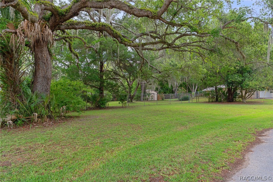5931 N Brookgreen Drive