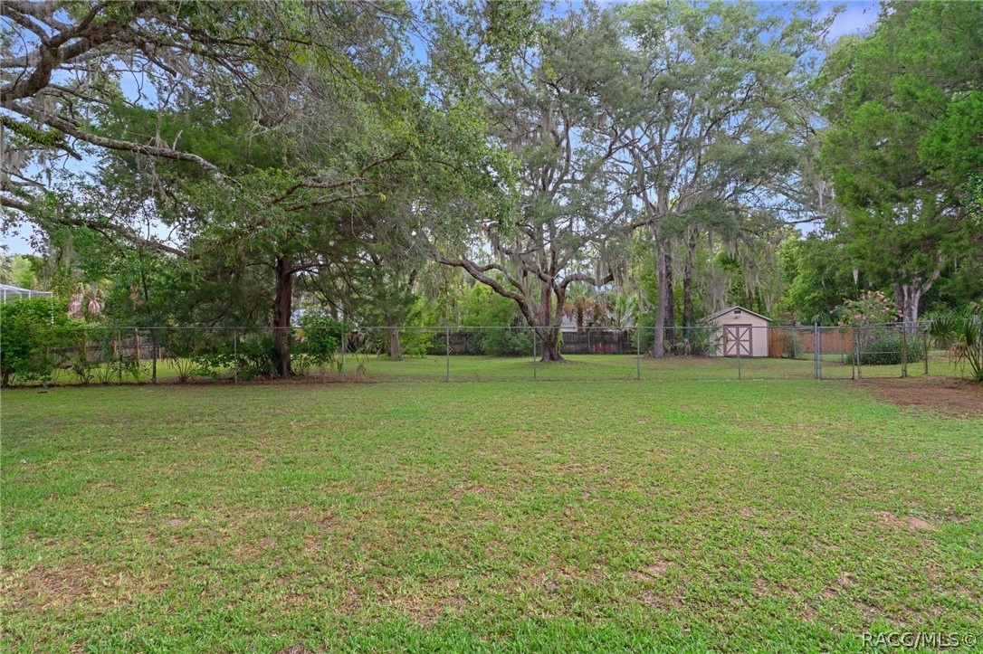 5931 N Brookgreen Drive