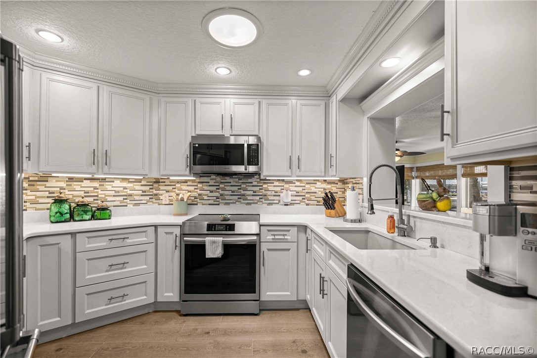 12014 W Dolphin Court