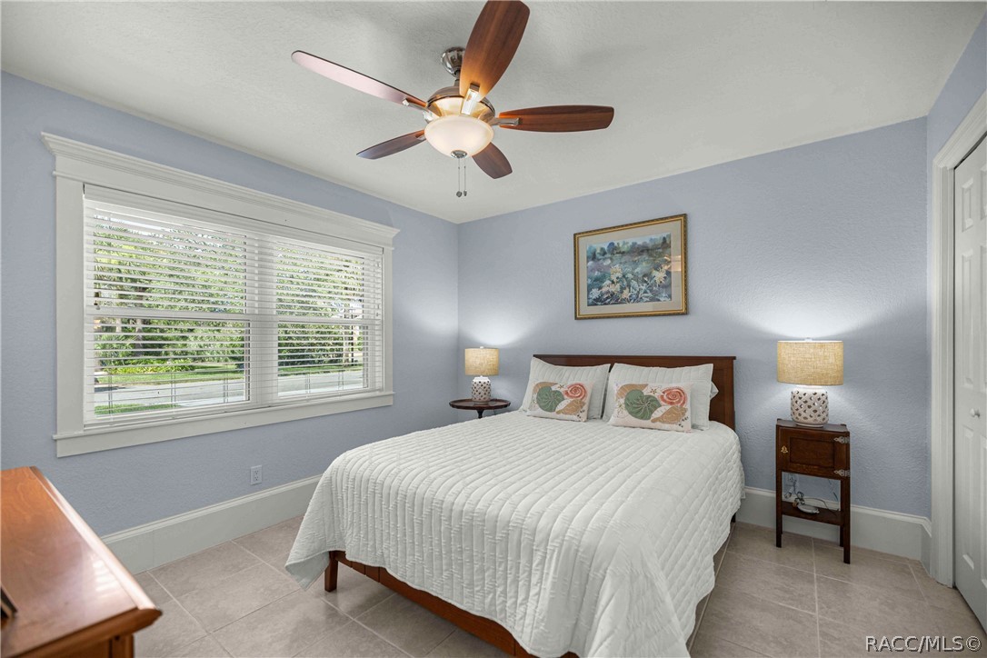 12014 W Dolphin Court