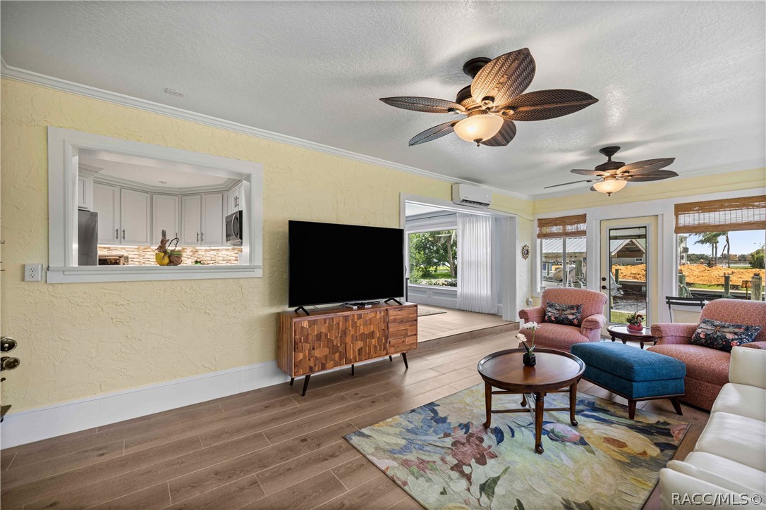 12014 W Dolphin Court