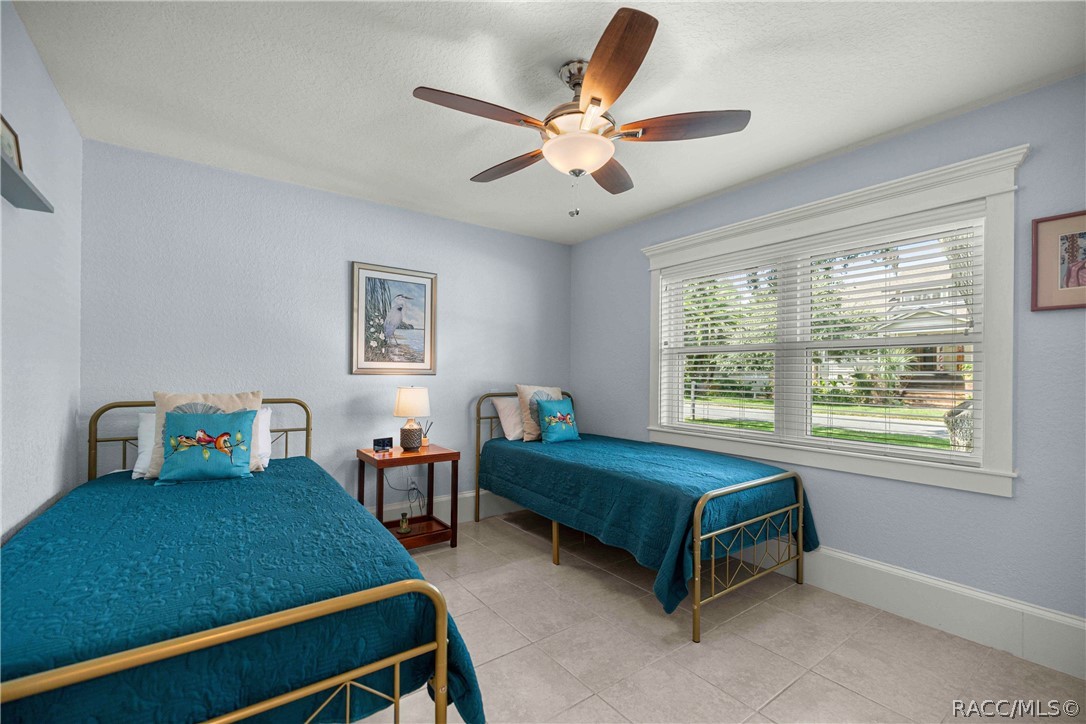 12014 W Dolphin Court