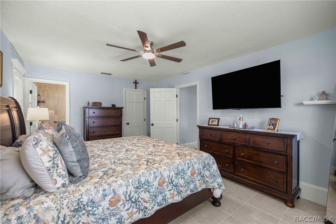 12014 W Dolphin Court