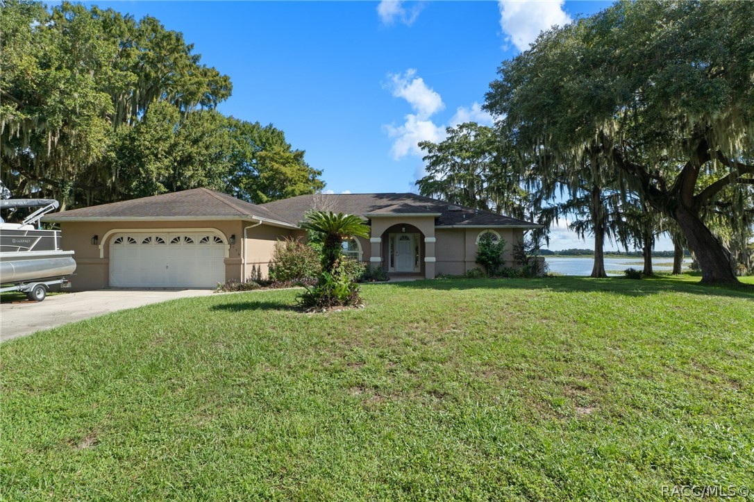 4038 E Eagle Trail