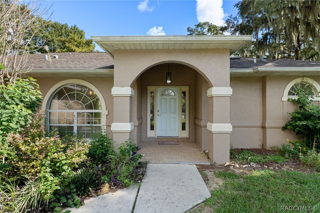 4038 E Eagle Trail